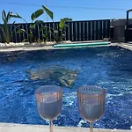 Luxury With Pool 1st Line The Sea *