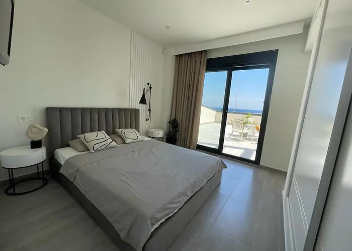 וילה Luxury With Pool 1st Line The Sea *
